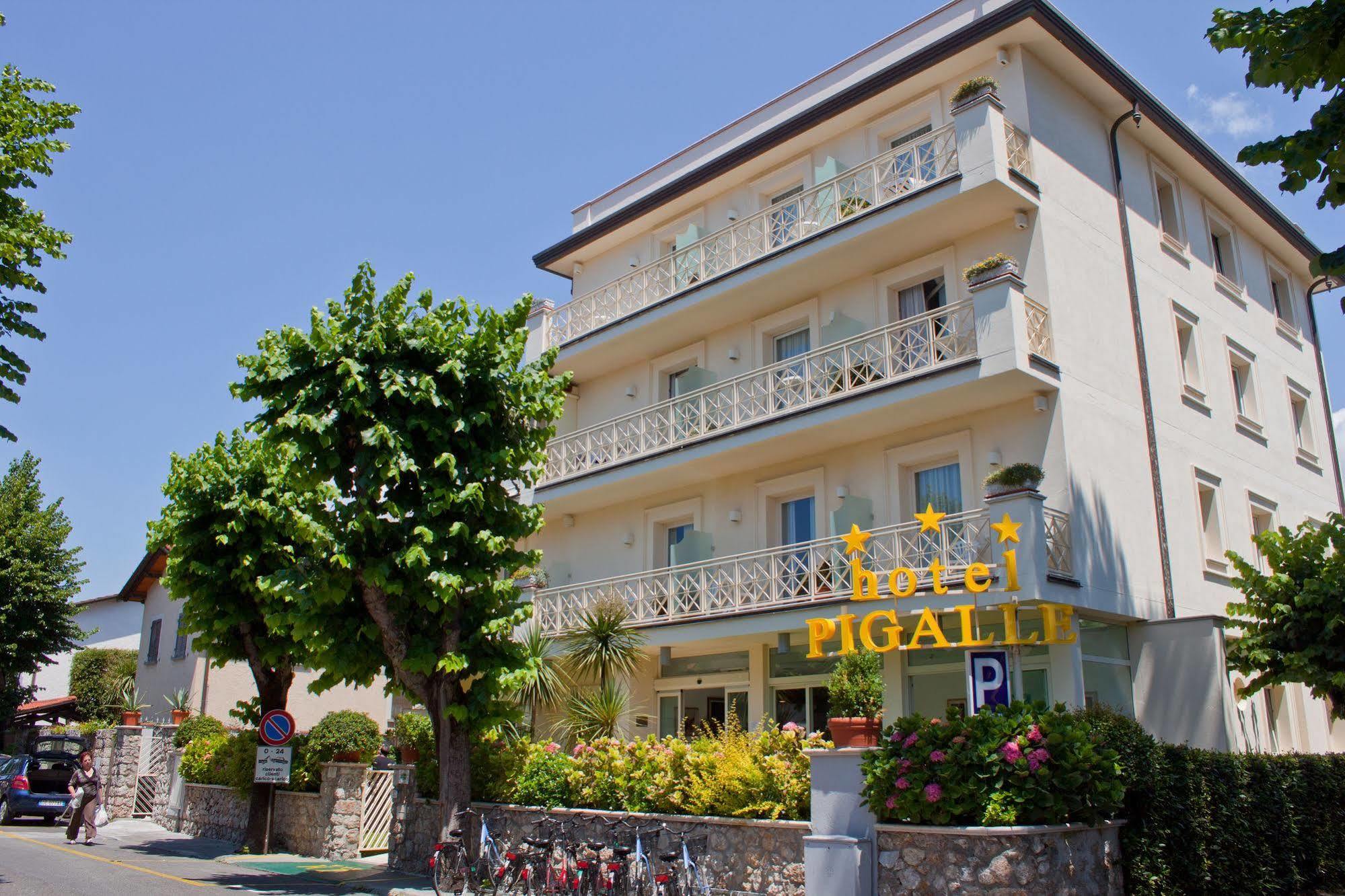 Hotel Pigalle Forte dei Marmi Exterior foto